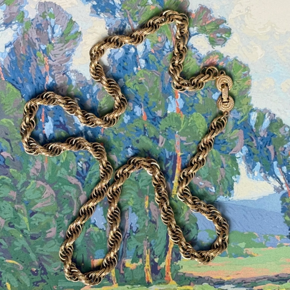 VINTAGE MONET Necklace Rope Chain Textured Links Gold 26"